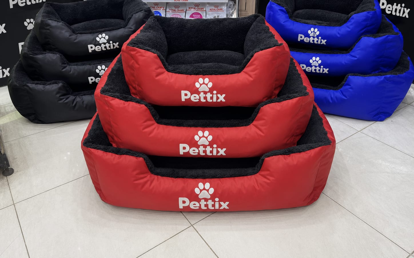 سرير مقاس متوسط